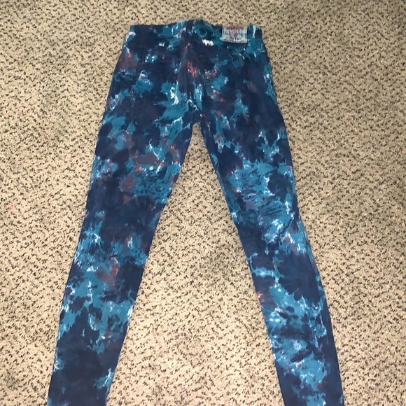 True Religion Denim - Size 28 tye dye true religion jeans